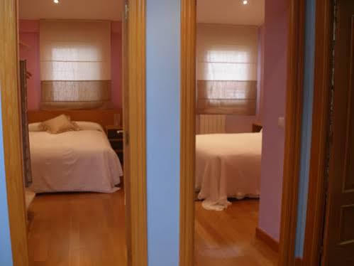 Apartamento Turistico Plaza Mayor Burgo Esterno foto